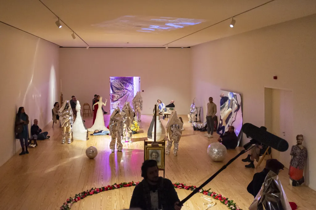 crystal-beings-momento-ii-_017